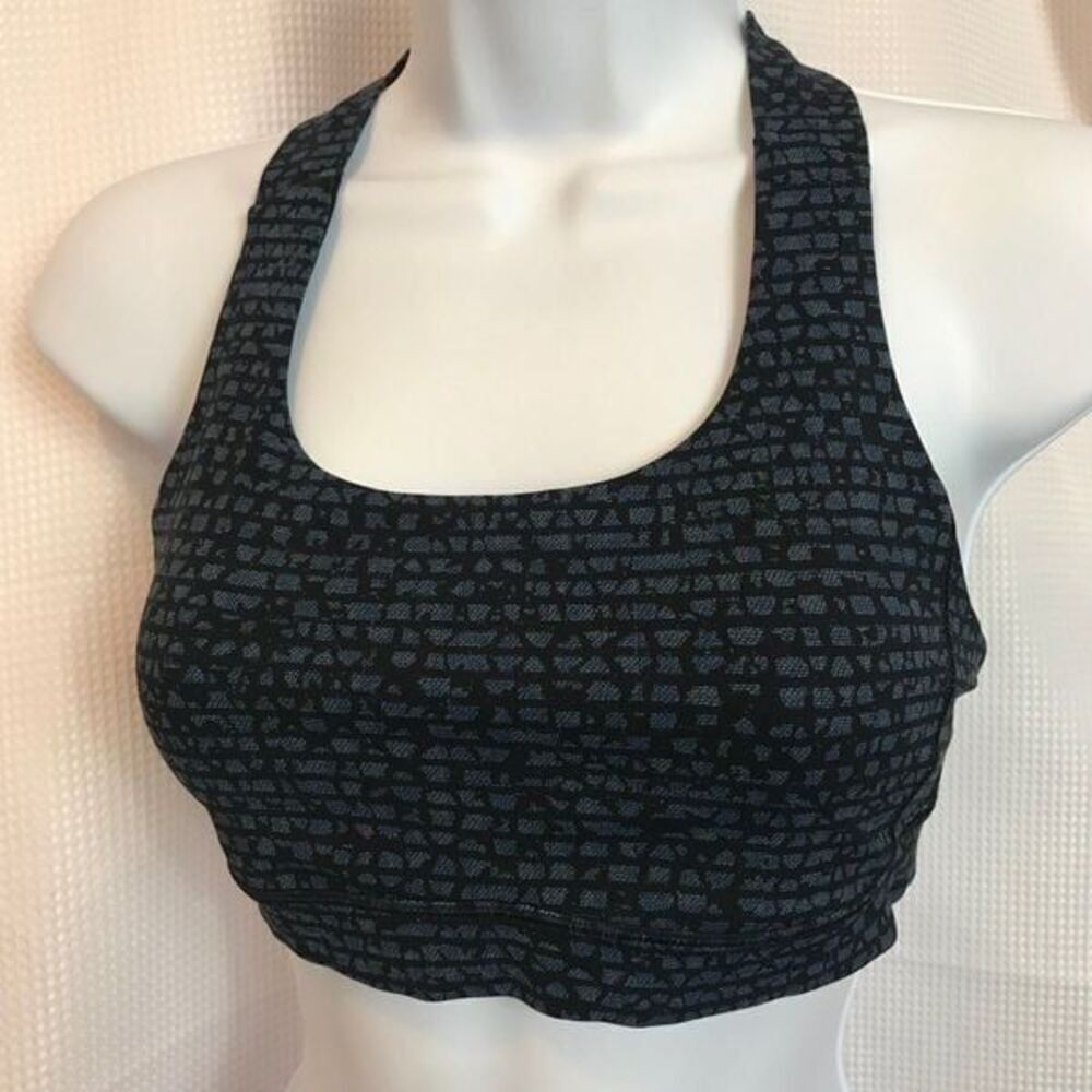 lululemon sports bra…..0239